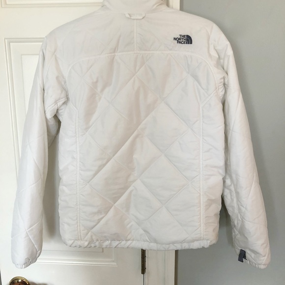 Small white North Face jacket ❄️ - Picture 2 of 8